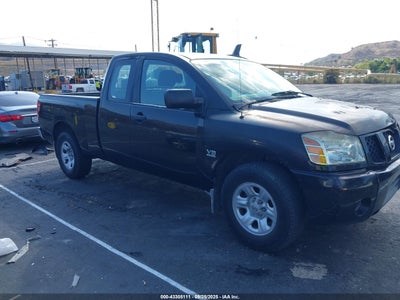 NISSAN TITAN 2004