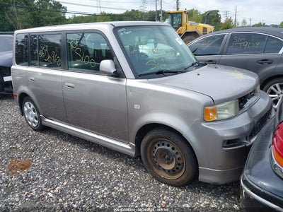 SCION XB 2004