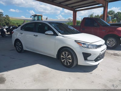 KIA RIO 2023