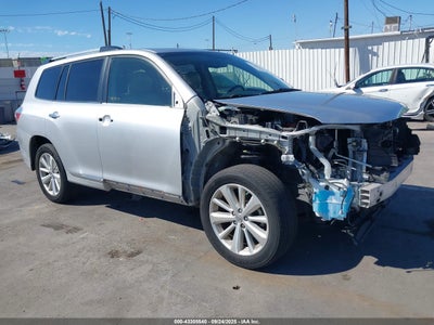 TOYOTA HIGHLANDER HYBRID 2013