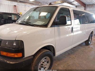CHEVROLET EXPRESS PASSENGER 2025