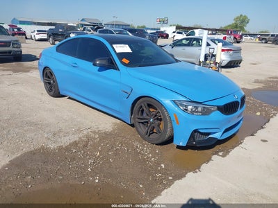 BMW M4 2015