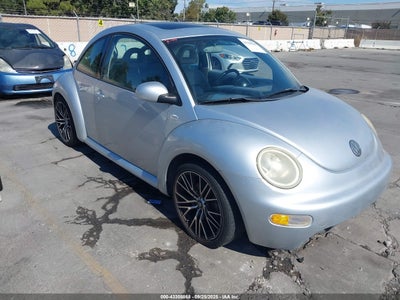 VOLKSWAGEN NEW BEETLE 2002