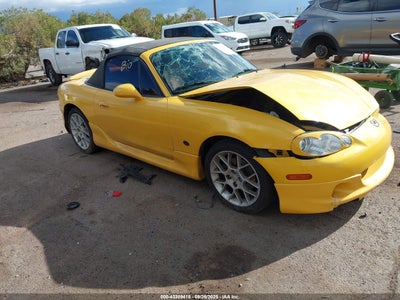 MAZDA MX-5 MIATA 2002