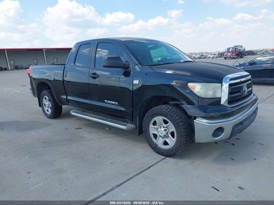 TOYOTA TUNDRA 2010