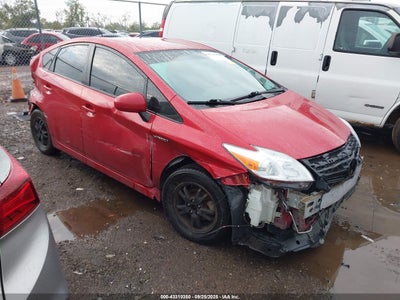 TOYOTA PRIUS 2013