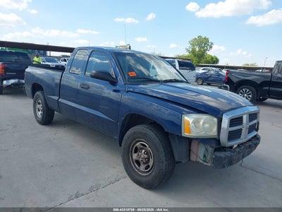 DODGE DAKOTA 2006
