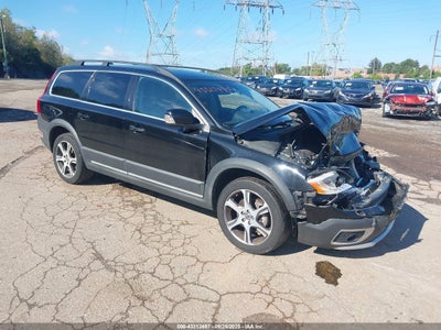 VOLVO XC70 2012