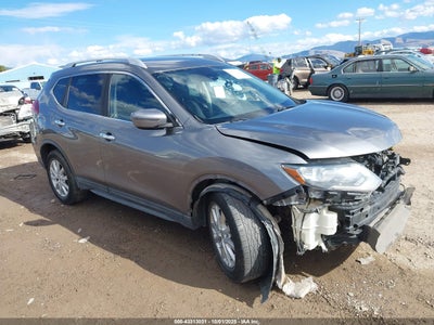 NISSAN ROGUE 2019