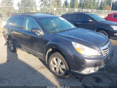 SUBARU OUTBACK 2012