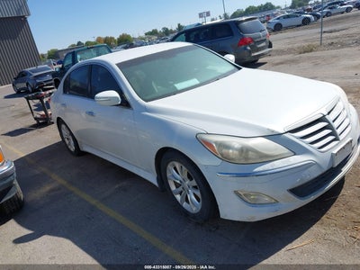 HYUNDAI GENESIS 2012