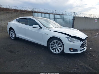 TESLA MODEL S 2013