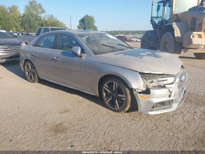 AUDI A4 2017