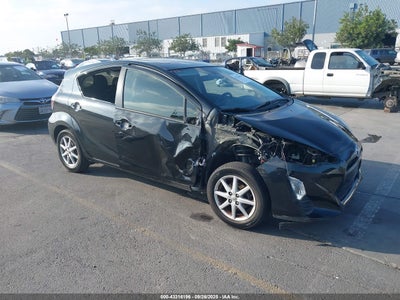 TOYOTA PRIUS C 2016