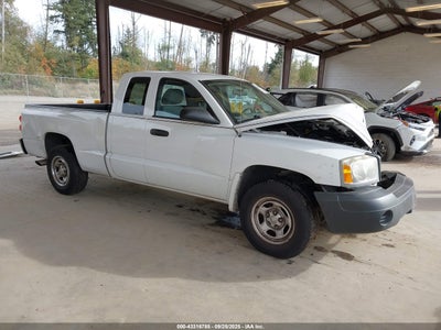 DODGE DAKOTA 2006