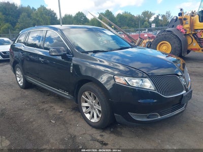 LINCOLN MKT 2015