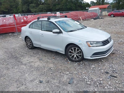 VOLKSWAGEN JETTA 2017
