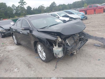NISSAN MAXIMA 2010