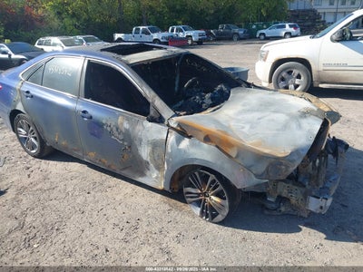 TOYOTA CAMRY 2015