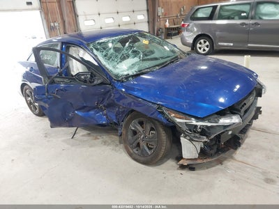HYUNDAI ELANTRA 2023