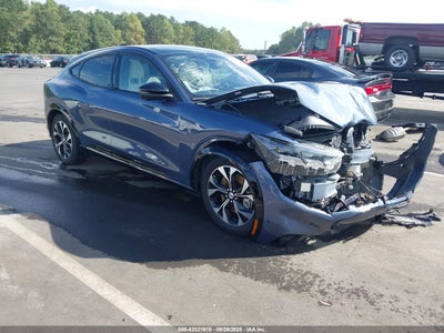 FORD MUSTANG MACH-E 2021