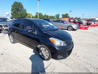 TOYOTA YARIS 2013