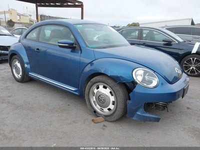 VOLKSWAGEN BEETLE 2016
