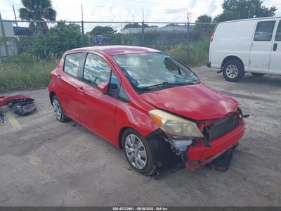 TOYOTA YARIS 2012