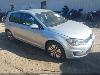 VOLKSWAGEN E-GOLF 2016