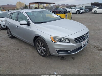 VOLVO V60 2017