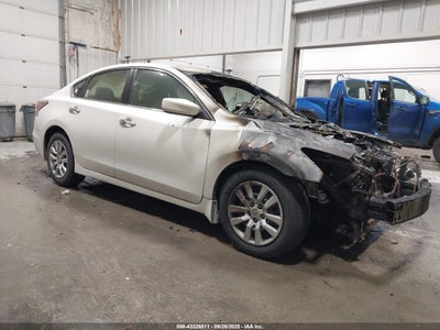 NISSAN ALTIMA 2015
