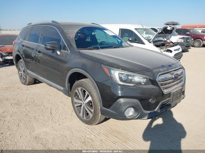 SUBARU OUTBACK 2019
