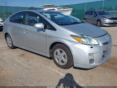 TOYOTA PRIUS 2011