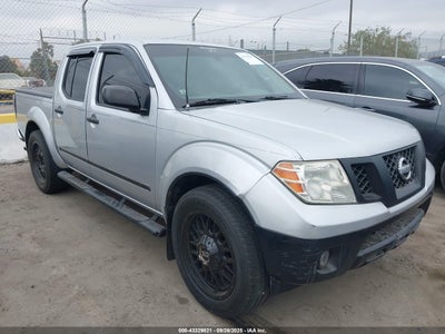 NISSAN FRONTIER 2014