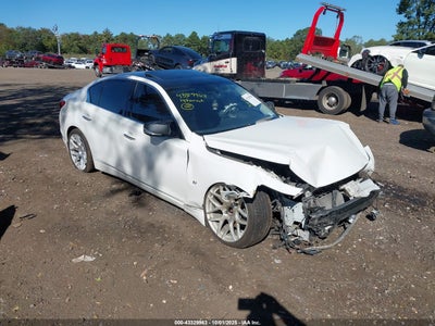 INFINITI Q50 2014
