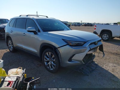 TOYOTA GRAND HIGHLANDER 2024