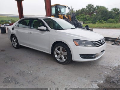 VOLKSWAGEN PASSAT 2012