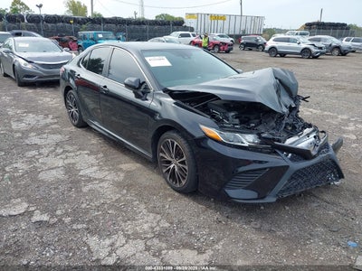 TOYOTA CAMRY 2020
