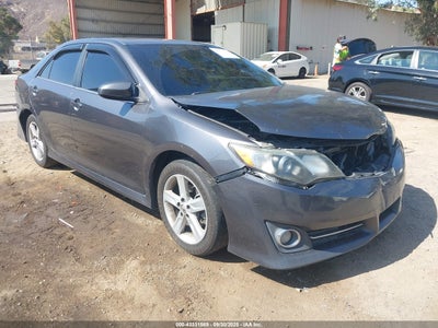 TOYOTA CAMRY 2014