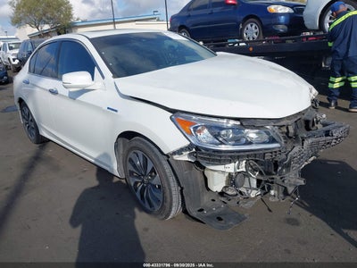 HONDA ACCORD HYBRID 2017