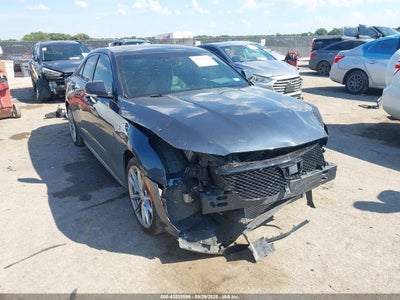 CADILLAC CT4 2022
