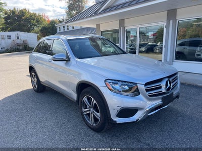 MERCEDES-BENZ GLC 300 2016