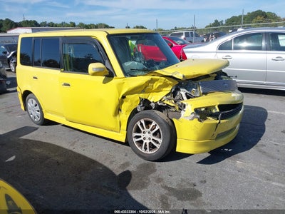 SCION XB 2005