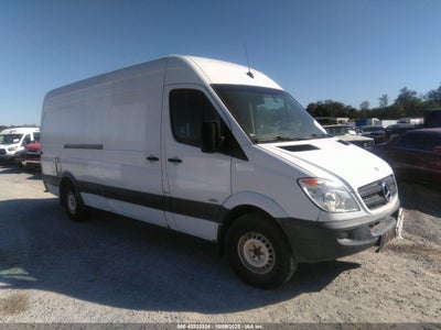 MERCEDES-BENZ SPRINTER 2500 2011