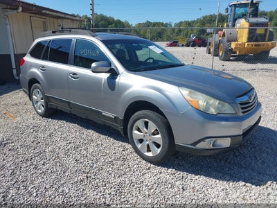 SUBARU OUTBACK 2011