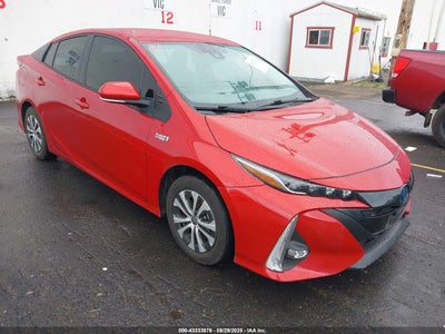 TOYOTA PRIUS PRIME 2021