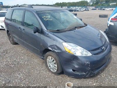 TOYOTA SIENNA 2009