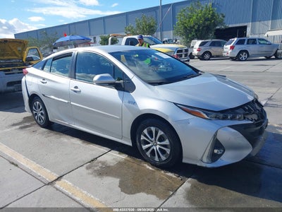 TOYOTA PRIUS PRIME 2021