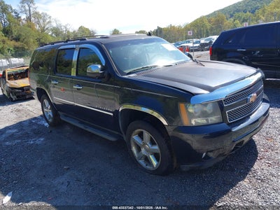 CHEVROLET SUBURBAN 1500 2011