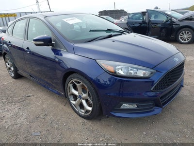 FORD FOCUS ST 2016